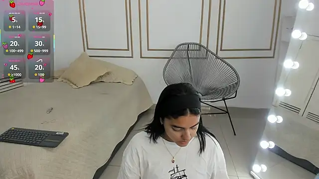 natalia aguirre1 online show from September 21, 12:18 pm