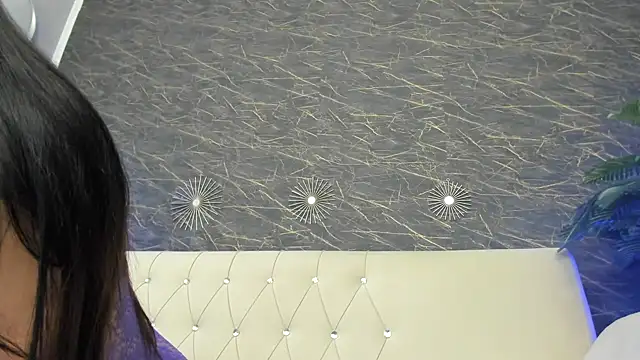 moona ray online show from February 20, 9:09 pm