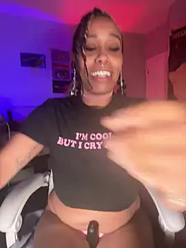 Snapshot of loveluna8 chatting on March 20, 10:18 pm loveluna8 online show from March 20, 10:18 pm