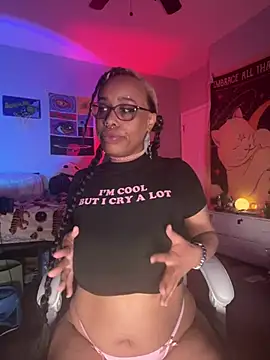 Snapshot of loveluna8 chatting on March 21, 6:38 am loveluna8 online show from March 21, 6:38 am