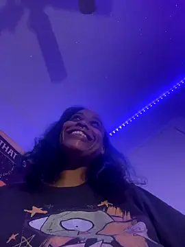 Snapshot of loveluna8 chatting on October 13, 2:00 am loveluna8 online show from October 13, 2:00 am