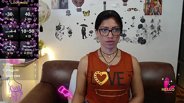 FernandaEloisa online show from February 19, 8:31 pm