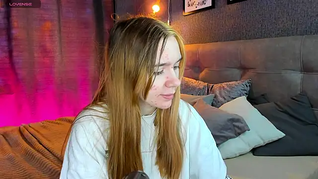 Lesi Moonie01 online show from September 30, 6:18 am