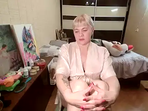 Lia Laguna77 online show from October 26, 7:42 pm