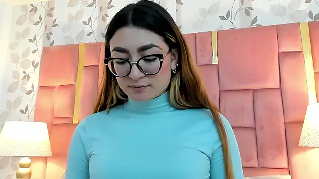 AmbarSantany online show from November 3, 10:10 pm