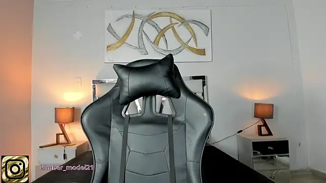 kimberlyycox online show from December 23, 10:33 pm