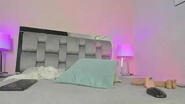 kimberlyycox online show from March 8, 12:22 am