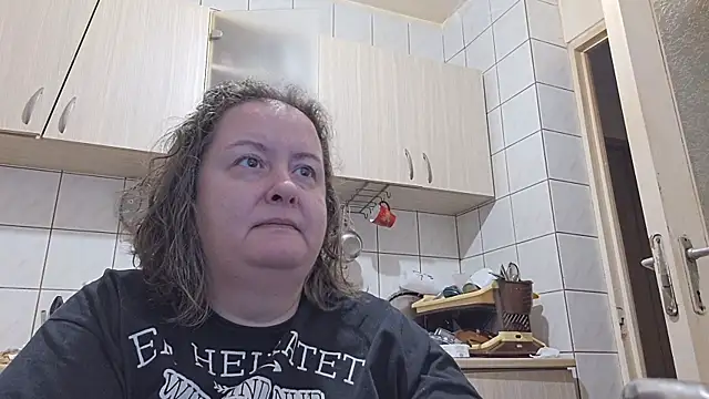 Snapshot of melissaBlessing chatting on January 22, 9:24 am melissaBlessing online show from January 22, 9:24 am