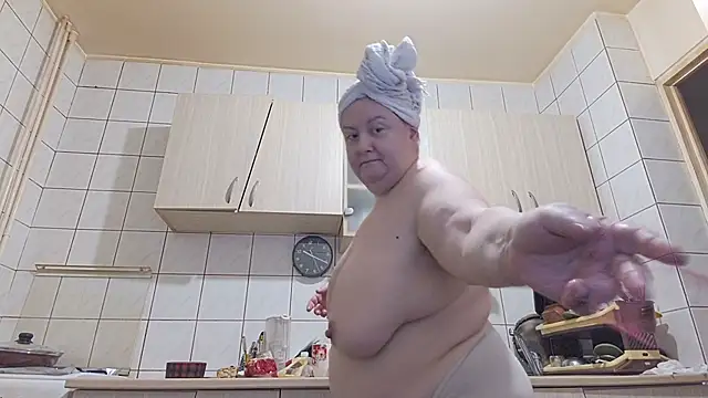 Snapshot of melissaBlessing chatting on February 1, 6:21 am melissaBlessing online show from February 1, 6:21 am