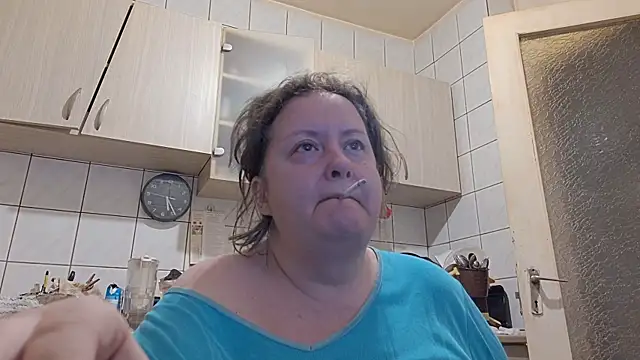 Snapshot of melissaBlessing chatting on October 21, 2:23 am melissaBlessing online show from October 21, 2:23 am