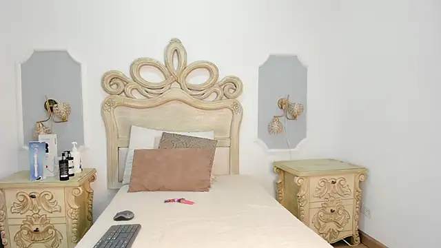  chloe adams online show from November 21, 11:31 am