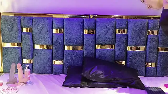 lilimini032 online show from February 11, 1:20 am