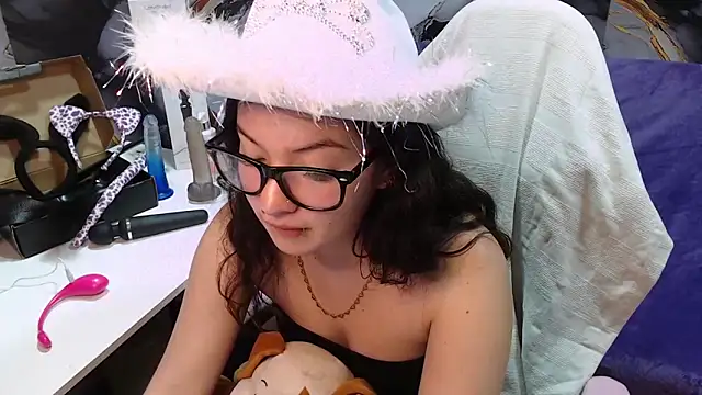 lilimini032 online show from September 20, 7:48 pm