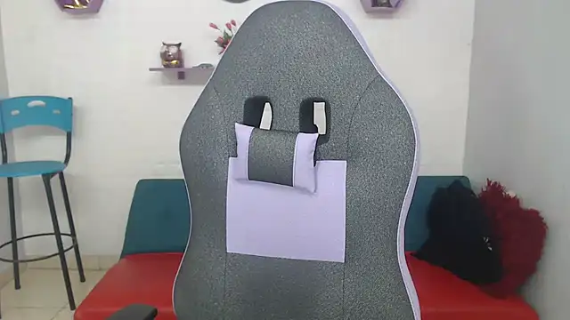 jose sexycumm online show from March 3, 9:15 pm