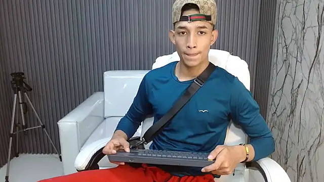 jose sexycumm online show from September 8, 7:13 pm