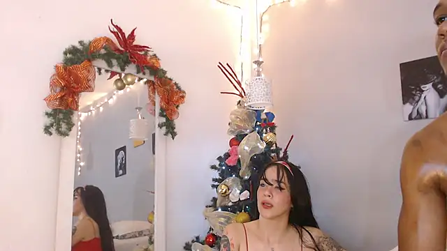 Snapshot of Kimandyuk chatting on December 18, 10:35 pm Kimandyuk online show from December 18, 10:35 pm