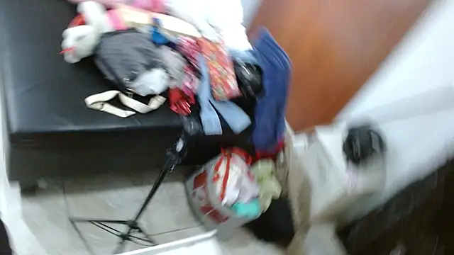 Snapshot of Kimandyuk chatting on March 10, 7:29 pm Kimandyuk online show from March 10, 7:29 pm