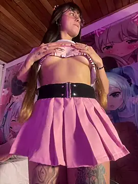 Snapshot of VioletaSubmissive chatting on January 11, 3:13 am VioletaSubmissive online show from January 11, 3:13 am