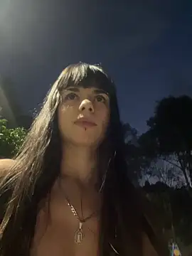 Snapshot of VioletaSubmissive chatting on January 28, 11:39 pm VioletaSubmissive online show from January 28, 11:39 pm