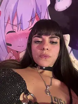 Snapshot of VioletaSubmissive chatting on February 3, 5:18 am VioletaSubmissive online show from February 3, 5:18 am