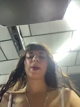 Snapshot of VioletaSubmissive chatting on December 13, 7:53 pm VioletaSubmissive online show from December 13, 7:53 pm