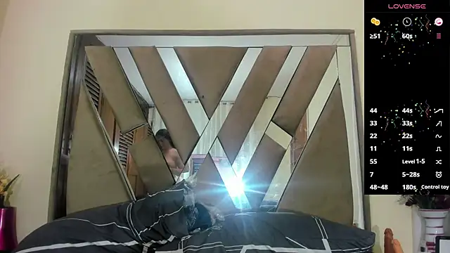 LILITH TORRES1 online show from January 12, 12:49 am