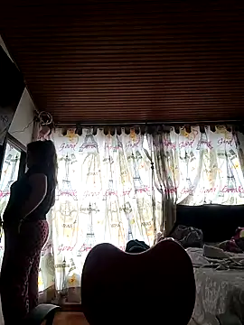 yajahil online show from December 7, 2:57 pm