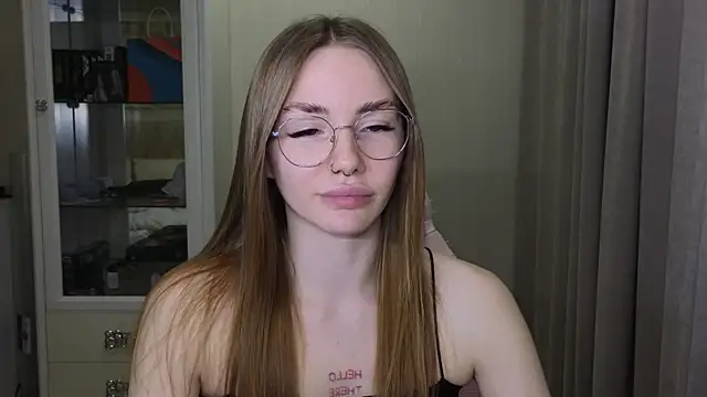 littlevildevil online show from December 6, 2:49 pm