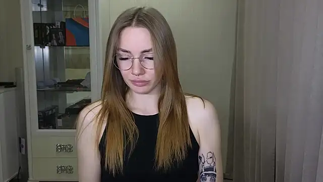 littlevildevil online show from December 9, 11:26 am