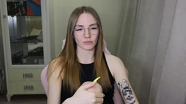 littlevildevil online show from December 10, 2:17 pm