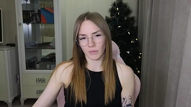 littlevildevil online show from December 12, 2:22 pm