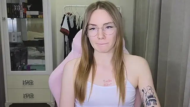 littlevildevil online show from January 30, 3:08 pm