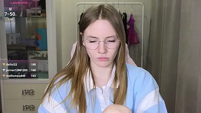 littlevildevil online show from March 16, 2:55 pm