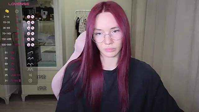 littlevildevil online show from September 9, 11:10 am