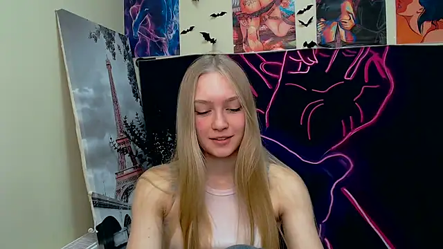 Snapshot of MademoiselleCl chatting on December 8, 5:11 pm MademoiselleCl online show from December 8, 5:11 pm