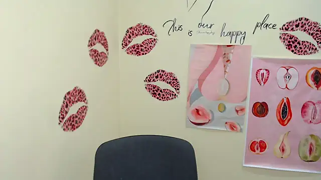 Snapshot of MademoiselleCl chatting on December 13, 12:06 pm MademoiselleCl online show from December 13, 12:06 pm