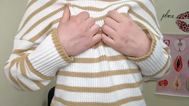 Snapshot of MademoiselleCl chatting on January 14, 2:32 pm MademoiselleCl online show from January 14, 2:32 pm