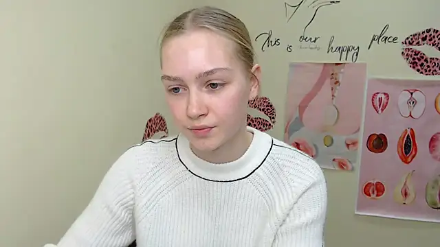 Snapshot of MademoiselleCl chatting on January 17, 1:56 pm MademoiselleCl online show from January 17, 1:56 pm