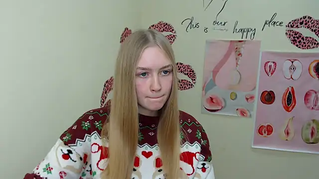 Snapshot of MademoiselleCl chatting on January 18, 10:39 am MademoiselleCl online show from January 18, 10:39 am