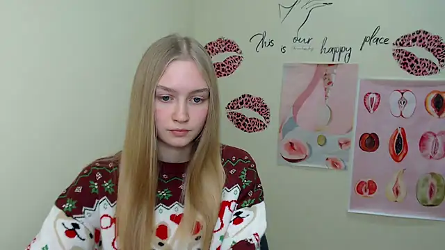 Snapshot of MademoiselleCl chatting on January 18, 1:51 pm MademoiselleCl online show from January 18, 1:51 pm