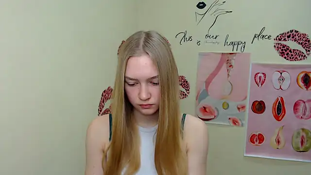 Snapshot of MademoiselleCl chatting on January 22, 7:14 am MademoiselleCl online show from January 22, 7:14 am