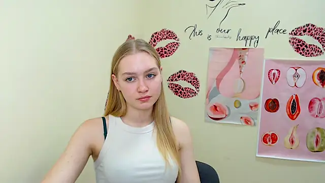 Snapshot of MademoiselleCl chatting on February 12, 10:35 am MademoiselleCl online show from February 12, 10:35 am