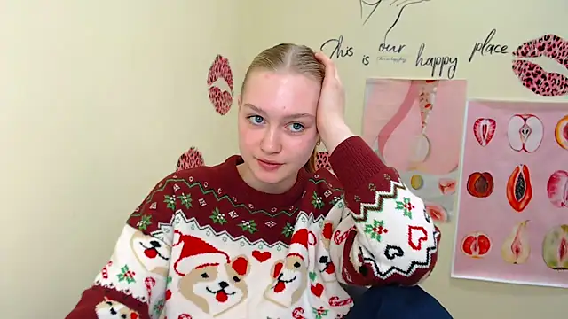 Snapshot of MademoiselleCl chatting on February 22, 10:29 am MademoiselleCl online show from February 22, 10:29 am