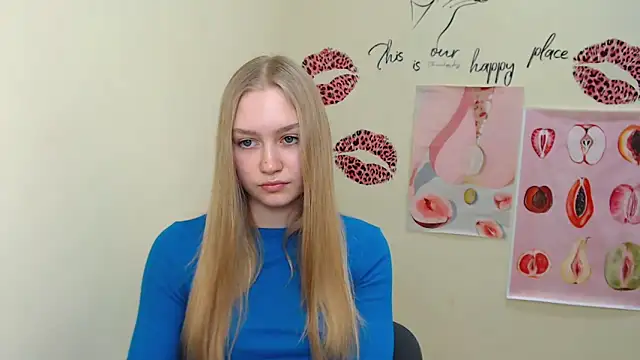 Snapshot of MademoiselleCl chatting on February 26, 10:26 am MademoiselleCl online show from February 26, 10:26 am