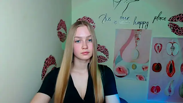 Snapshot of MademoiselleCl chatting on March 15, 4:54 pm MademoiselleCl online show from March 15, 4:54 pm