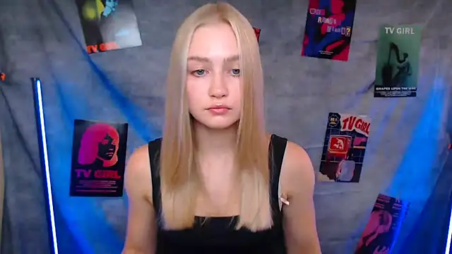 Snapshot of MademoiselleCl chatting on September 19, 1:01 pm MademoiselleCl online show from September 19, 1:01 pm