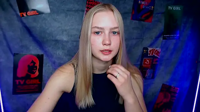 Snapshot of MademoiselleCl chatting on September 26, 6:39 am MademoiselleCl online show from September 26, 6:39 am