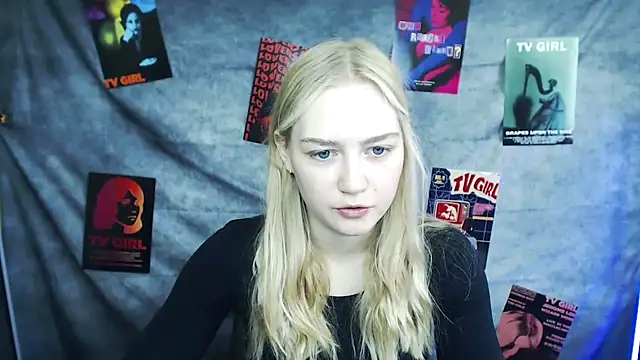 Snapshot of MademoiselleCl chatting on September 27, 6:29 am MademoiselleCl online show from September 27, 6:29 am