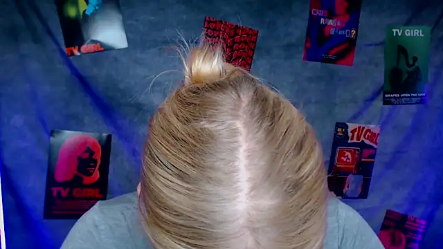 Snapshot of MademoiselleCl chatting on October 1, 6:19 am MademoiselleCl online show from October 1, 6:19 am