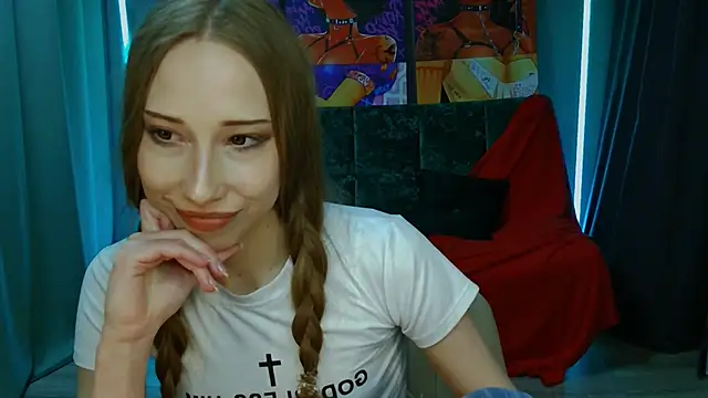 AlexaHarmon online show from January 25, 4:57 pm